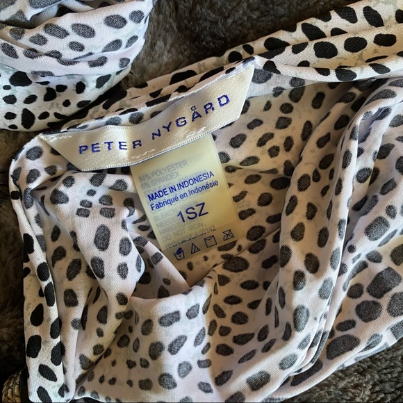 Funky Nygard Scarf - Picture 3 of 6